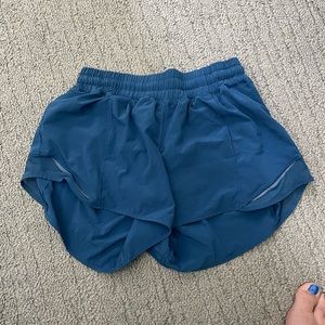 Lululemon short
